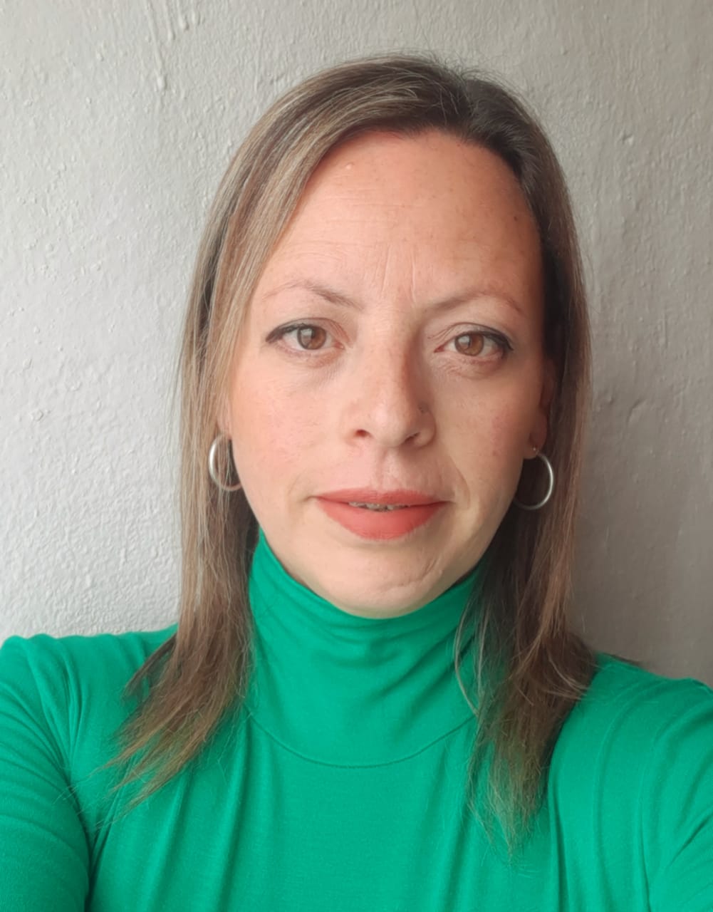 SALGADO              LAURA               
