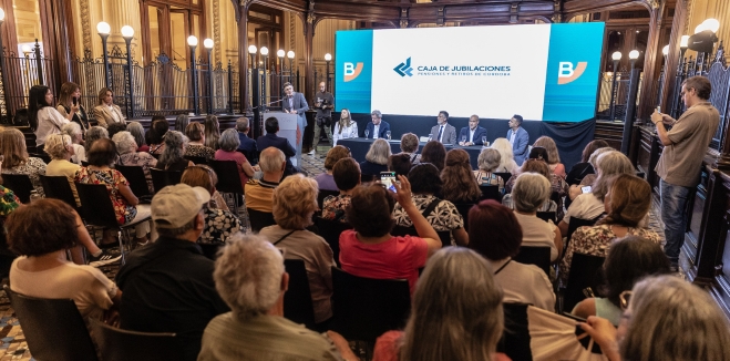 La Caja y el Banco de Córdoba firmaron un convenio para brindar préstamos y educación financiera
